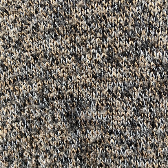 Alpaca Wool Sweater - Picture 2 of 3